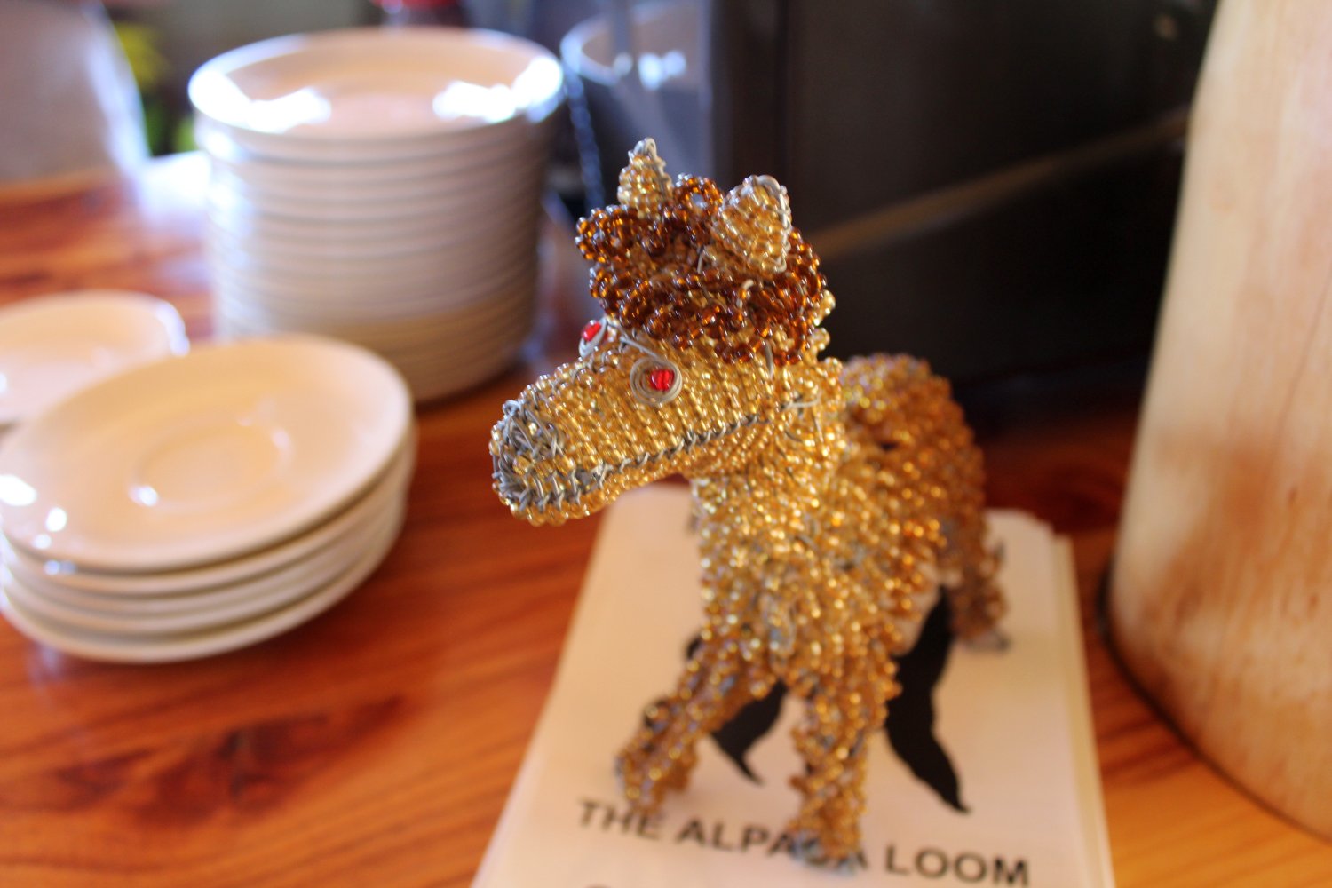 Alpaka-Figur im Alpaca Loom Coffee Shop
